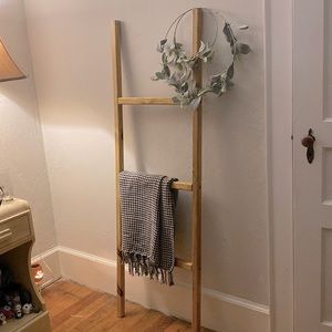 I make wooden ladders just comment and we could talk more about details!!